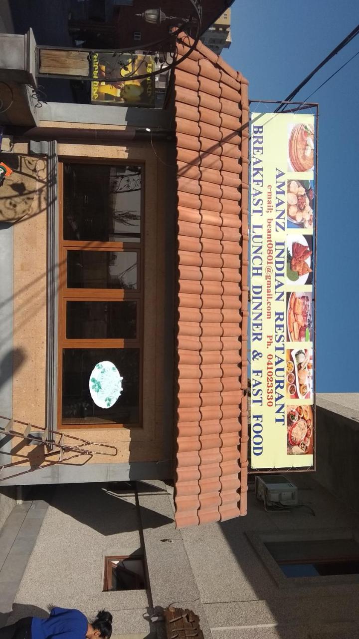 يريفان Amanz Hostel And Restaurant المظهر الخارجي الصورة
